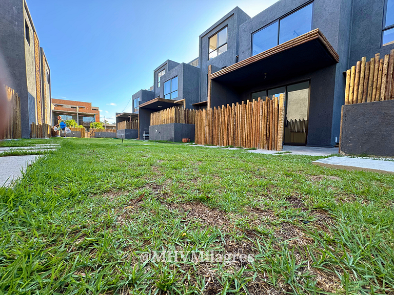 MHV Milagres - Casa Aurora, Refugio a pocos metros de la par