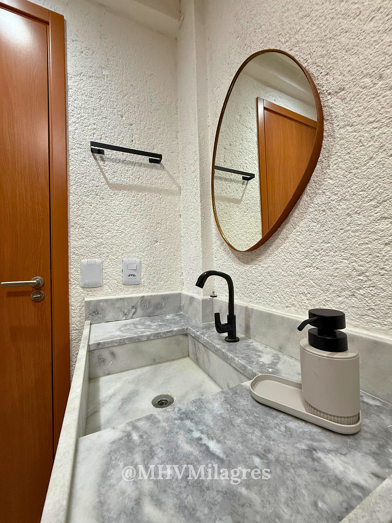 MHV Milagres - Casa Aurora, Refugio a poucos metros da Parad