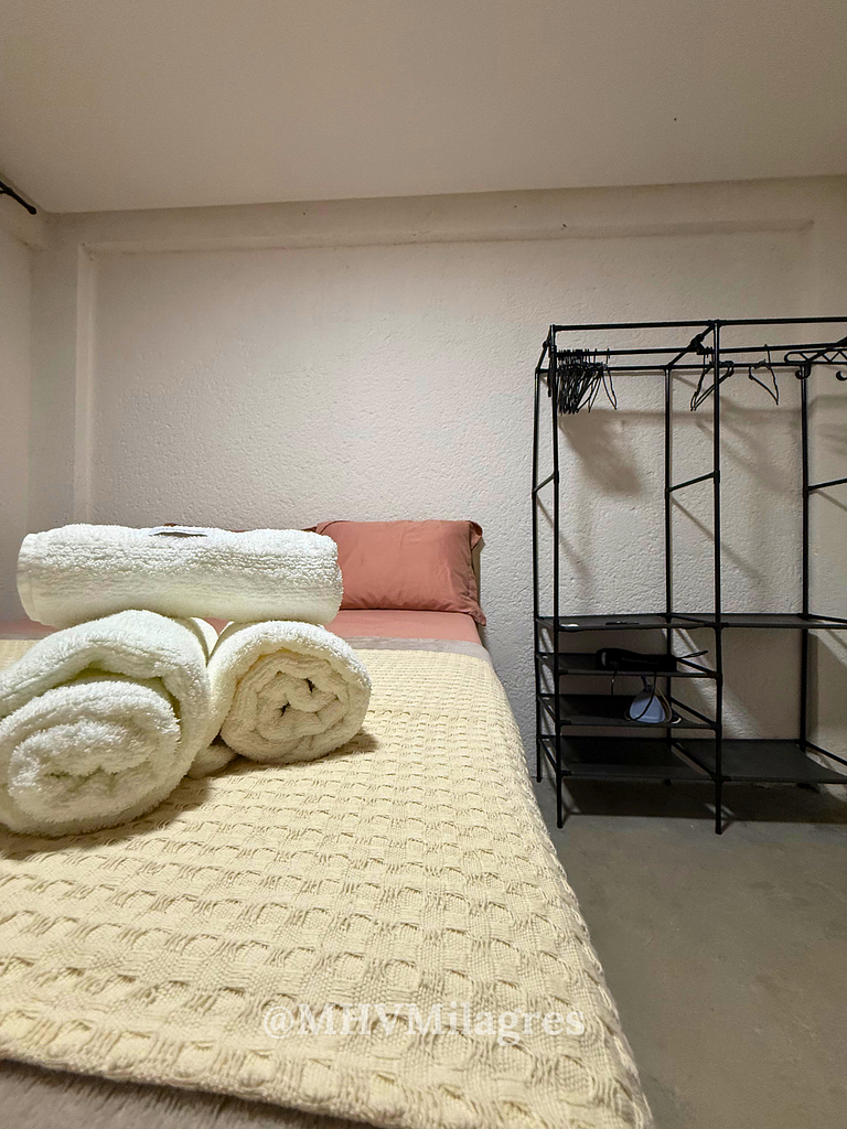 MHV Milagres - Casa Aurora, Refugio a pocos metros de la par