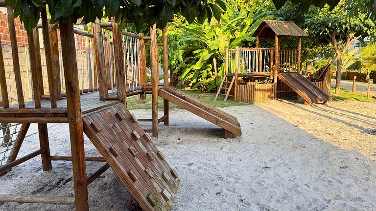 MHV Milagres - Casa OKA 37 Your Beachfront Refuge, Comfort,