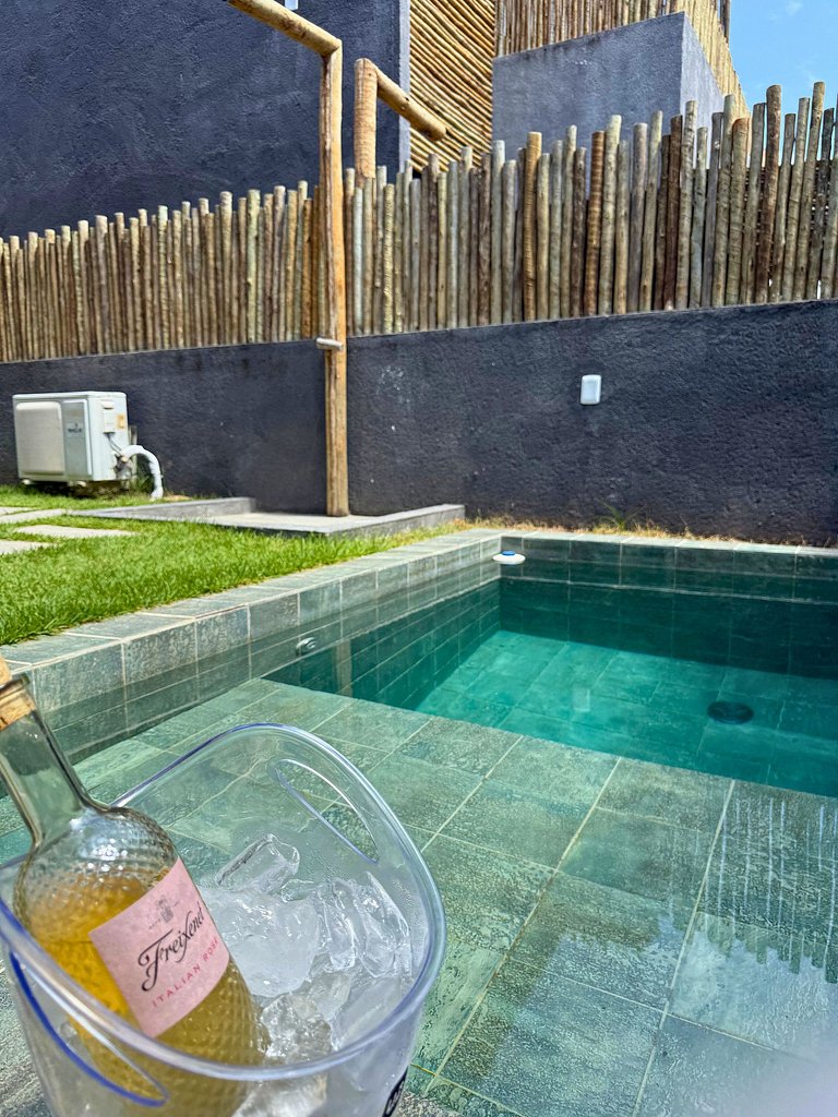 MHV Milagres - Studio Guadalupe 05, private bedroom and livi